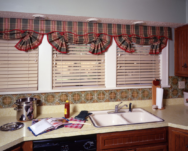 Wood Blinds Orlando | Custom Window Blinds Orlando | Venetian Blinds